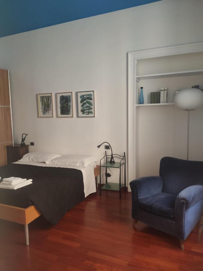 Appartamento Su Cortile Magico Турин Экстерьер фото